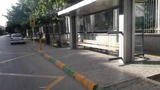 عکس ایستگاه اتوبوس تلاش 11