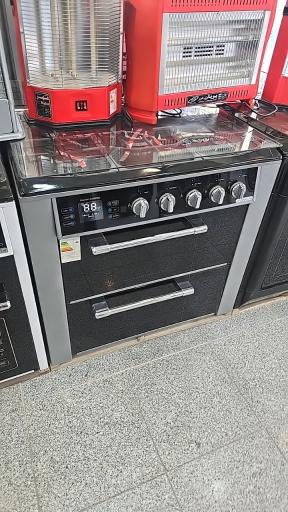 عکس دفتر فروش جنرال مال