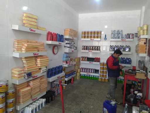 عکس تعویض روغنی و پنچرگیری امیر