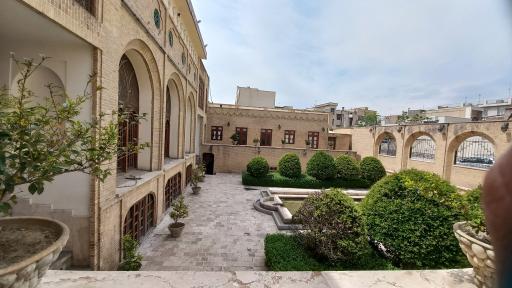 عکس موزه عمارت کاظمی