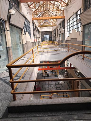 عکس مجتمع تجاری ابزارآلات صنعتی و تراشکاری فجر