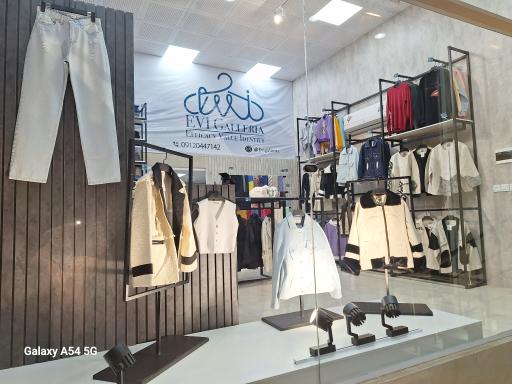 عکس پوشاک زنانه اوی گالریا