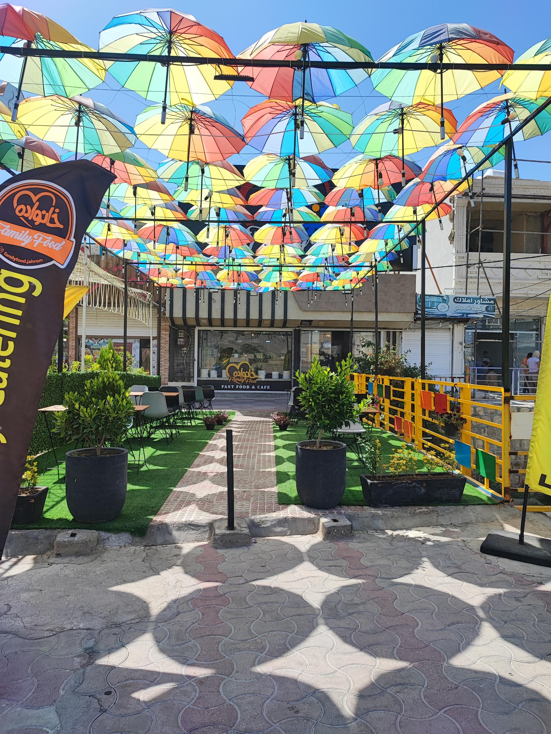 عکس رستوران و فست فود خانواده