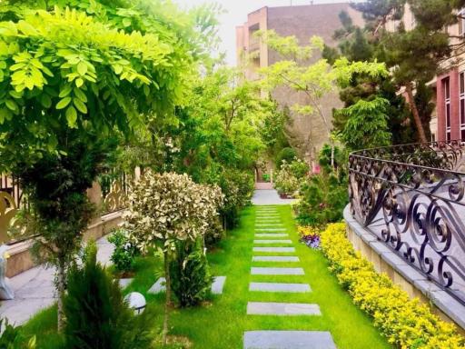 برج باغ مجلل کامیلا 