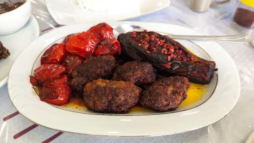 عکس رستوران مامان مَصی