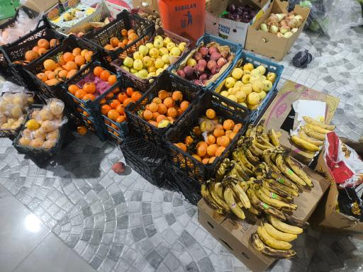 فروشگاه مواد غذایی امیری