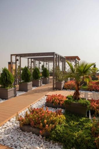 عکس برج باغ مجلل کامیلا 