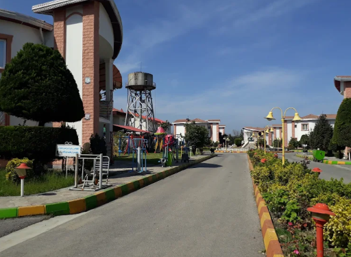 عکس مهمانسرای لاله چالوس