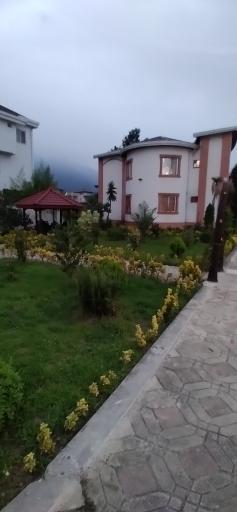 عکس مهمانسرای لاله چالوس