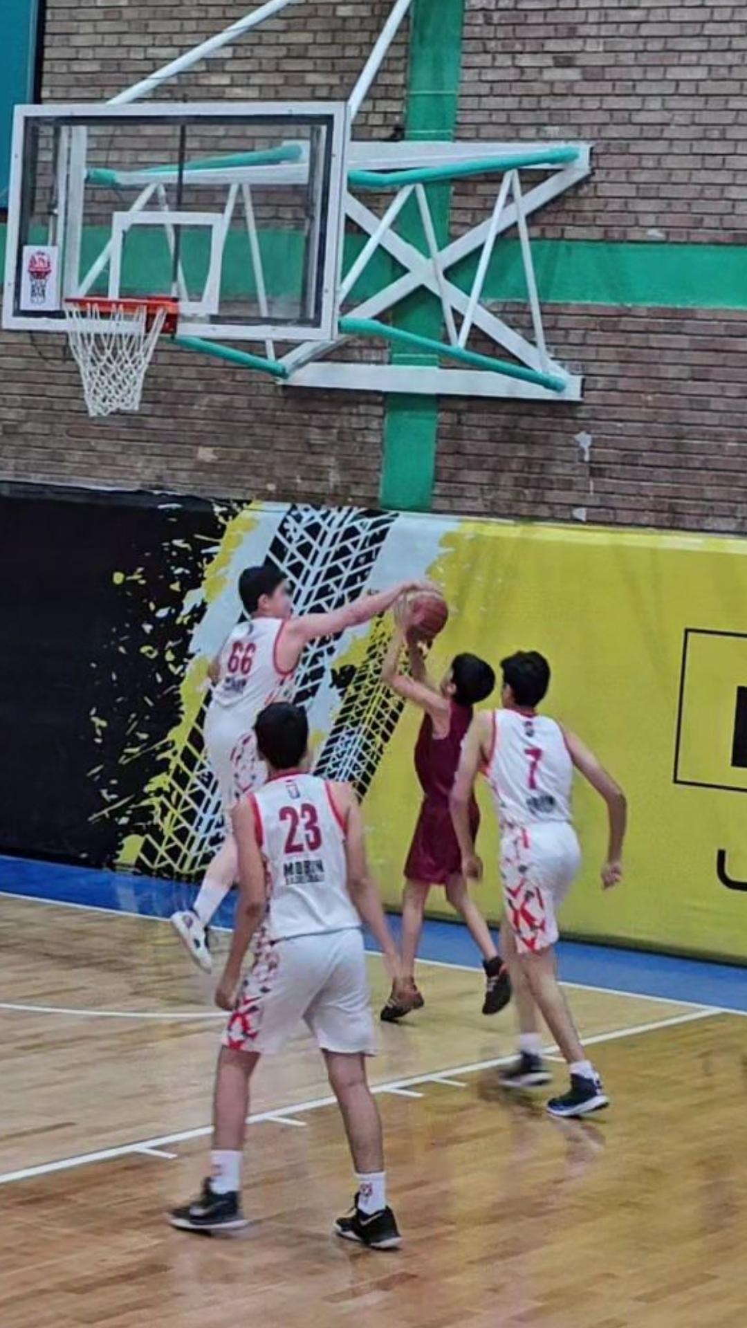 عکس ورزشگاه شهید حیدرنیا