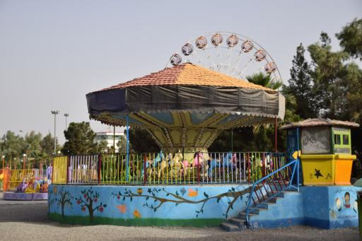 عکس شهربازی لاله