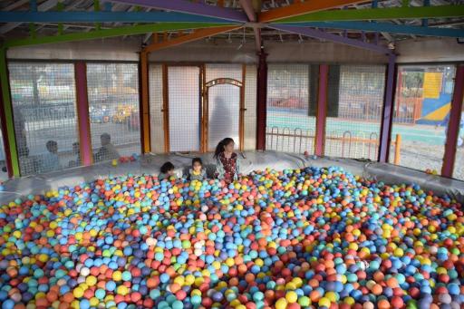 شهربازی لاله