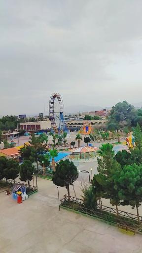 عکس شهربازی لاله