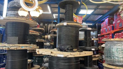 عکس برق و صنعت قبادی