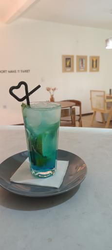 عکس کافه ولستا