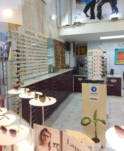 عکس فروشگاه عینک طاها