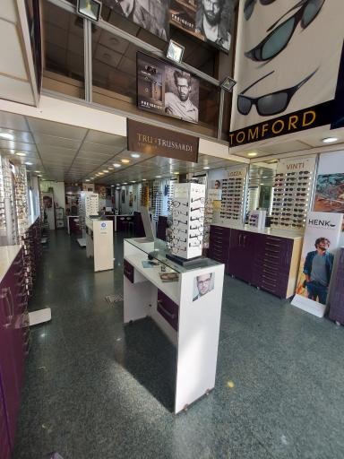 عکس فروشگاه عینک طاها