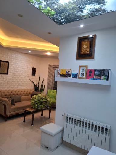 عکس کلینیک روانشناسی و روان درمانی رازان