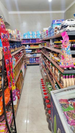 عکس فروشگاه موادغذایی ارزانی 