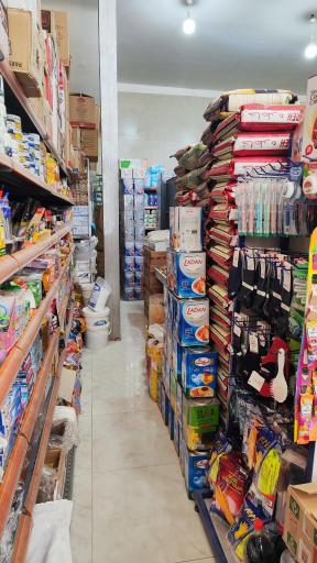 عکس فروشگاه موادغذایی ارزانی 