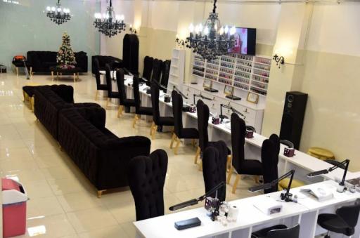 سالن زیبایی لیا