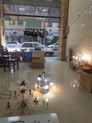 عکس الکتریکی آینور