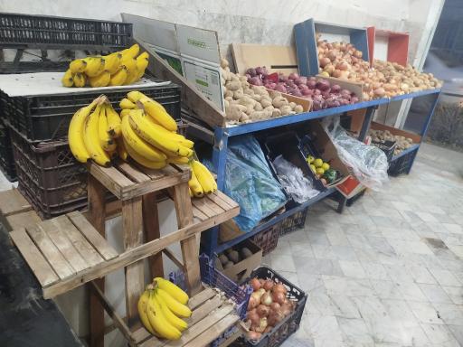 عکس میوه فروشی سورنا