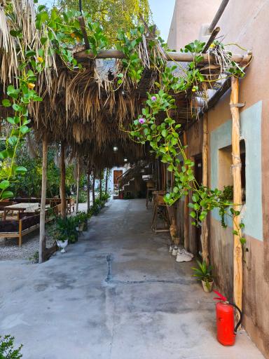 عکس اقامتگاه بومگردی نصوری سیراف