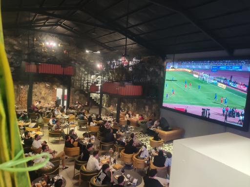 عکس  رستوران کوکونا