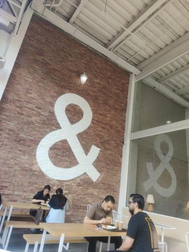 عکس کای کافه ولنجک