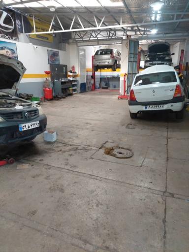 عکس کلینیک تعمیرگاهی حدادیان