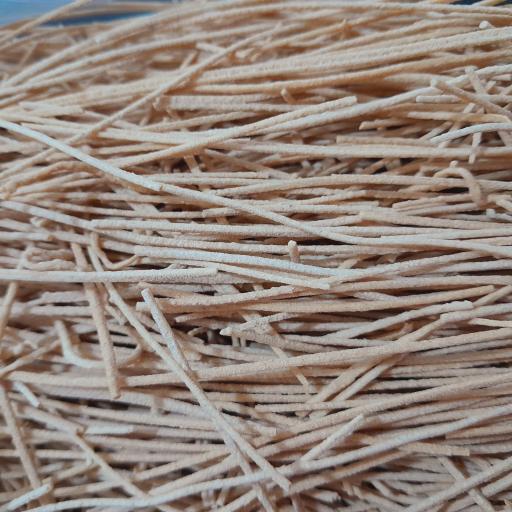 عکس سبزی خردکنی مادر و پسر