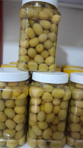 عکس سبزی خردکنی مادر و پسر