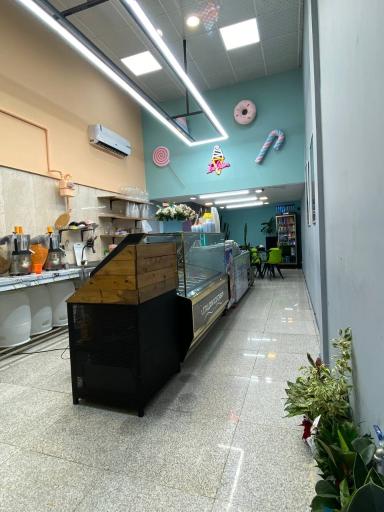 عکس آب میوه و بستنی آلسکا