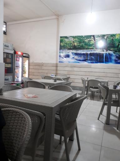 عکس رستوران احمد جوجه