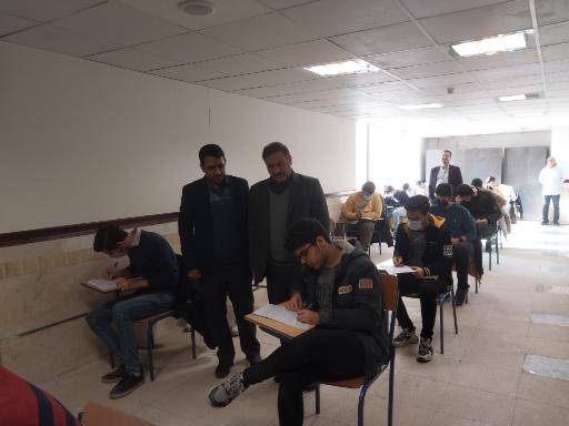 عکس دبیرستان نمونه دولتی ابوتراب (گل نراقی 3)