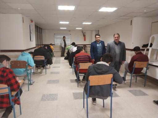 عکس دبیرستان نمونه دولتی ابوتراب (گل نراقی 3)