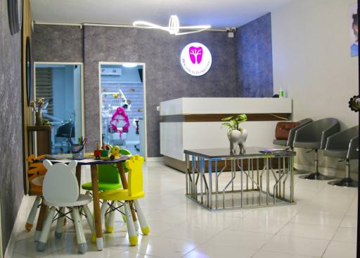 عکس دندانپزشکی دکتر عراقی و دکتر قربانعلی پور