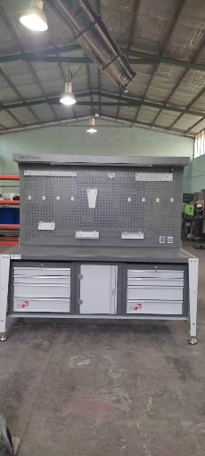 عکس تجهیزات تعمیرگاهی دانش