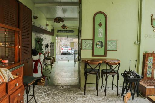 عکس دکان نانوا باشی