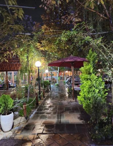 عکس رستوران مهستان شاندیز