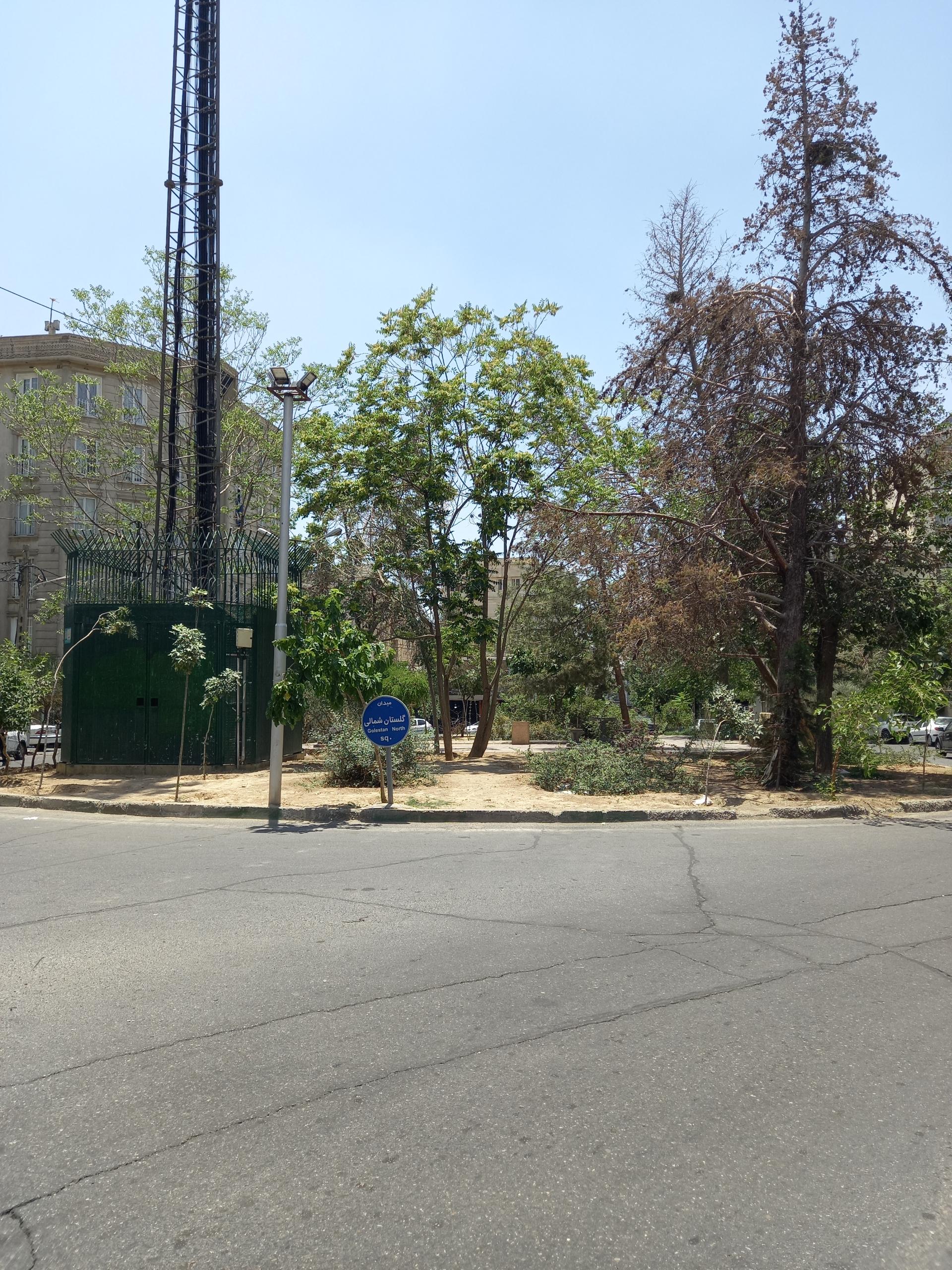 عکس میدان گلستان شمالی