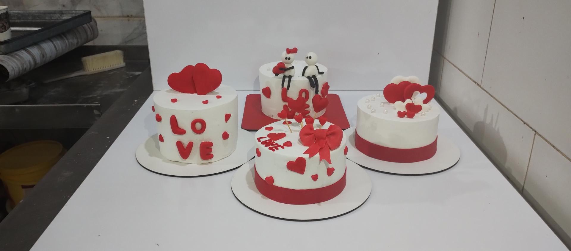 عکس شیرینی فروشی عارف