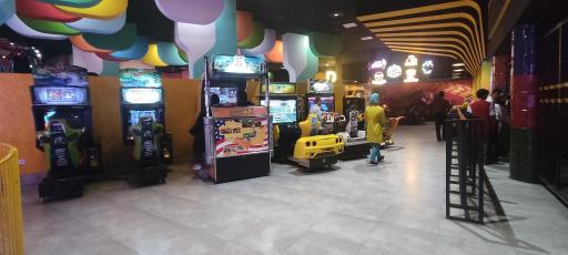 عکس شهربازی شهر خورشید