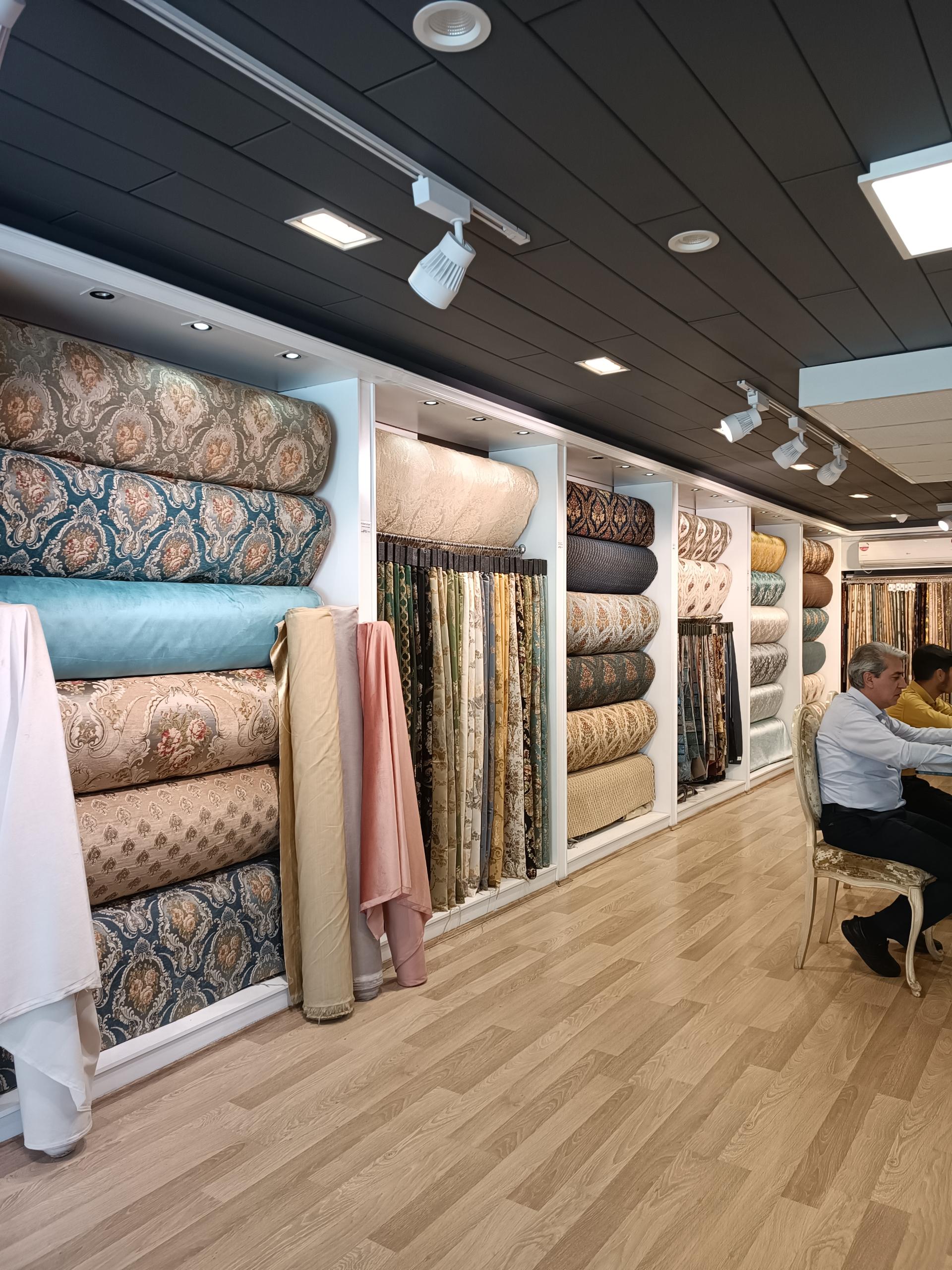 عکس ونوس گالری