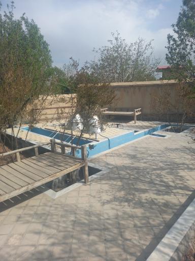 عکس سفره خانه و گلابگیری سنتی میراث