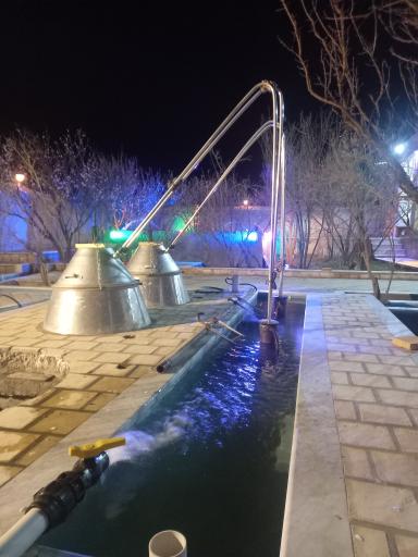 عکس سفره خانه و گلابگیری سنتی میراث