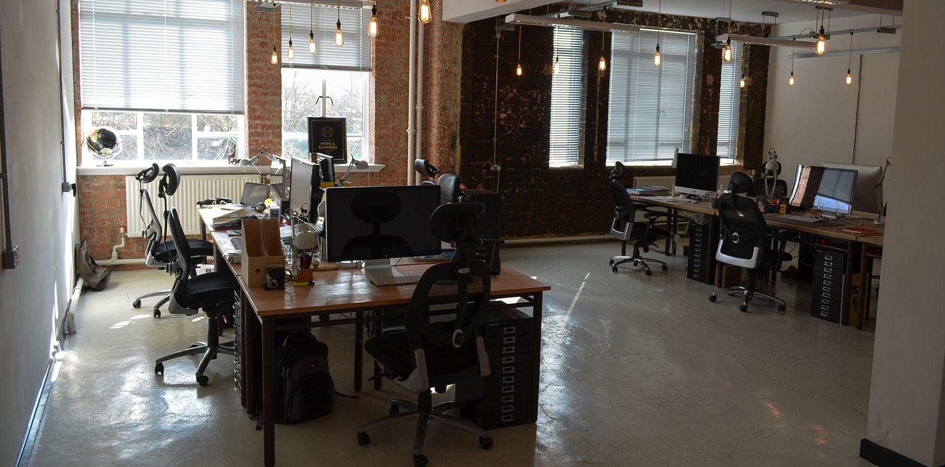 عکس دفتر خدماتی پرومدیا