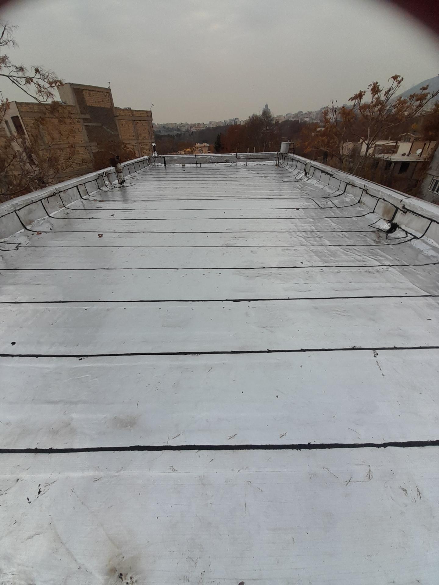 عکس نصب ایزوگام و قیرگونی شیری زاده