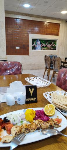 عکس مهمانسرای شهرداری اباده